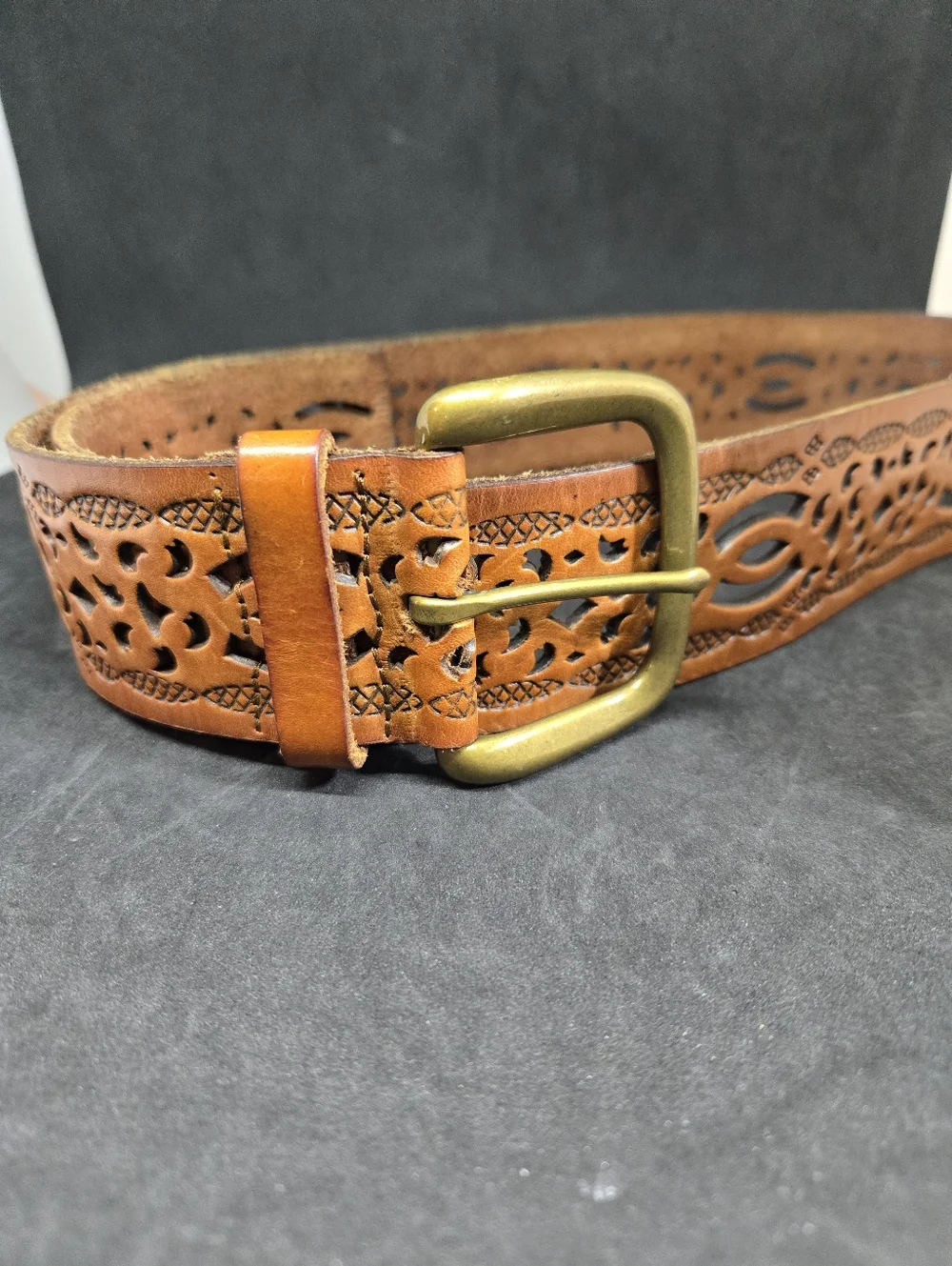 Lauren Ralph Lauren Women's Carved Embossed Leather Wide Belt Brass Buckle 38" - Picture 1 of 9